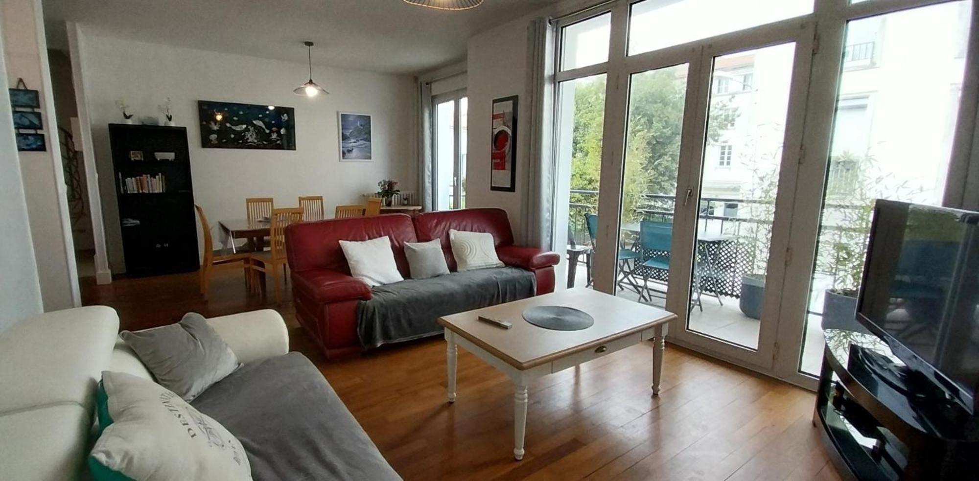 Maison De Ville Plein Centre, 3 Etoiles, A 200M De La Plage, Parking Prive, Wifi رويا المظهر الخارجي الصورة