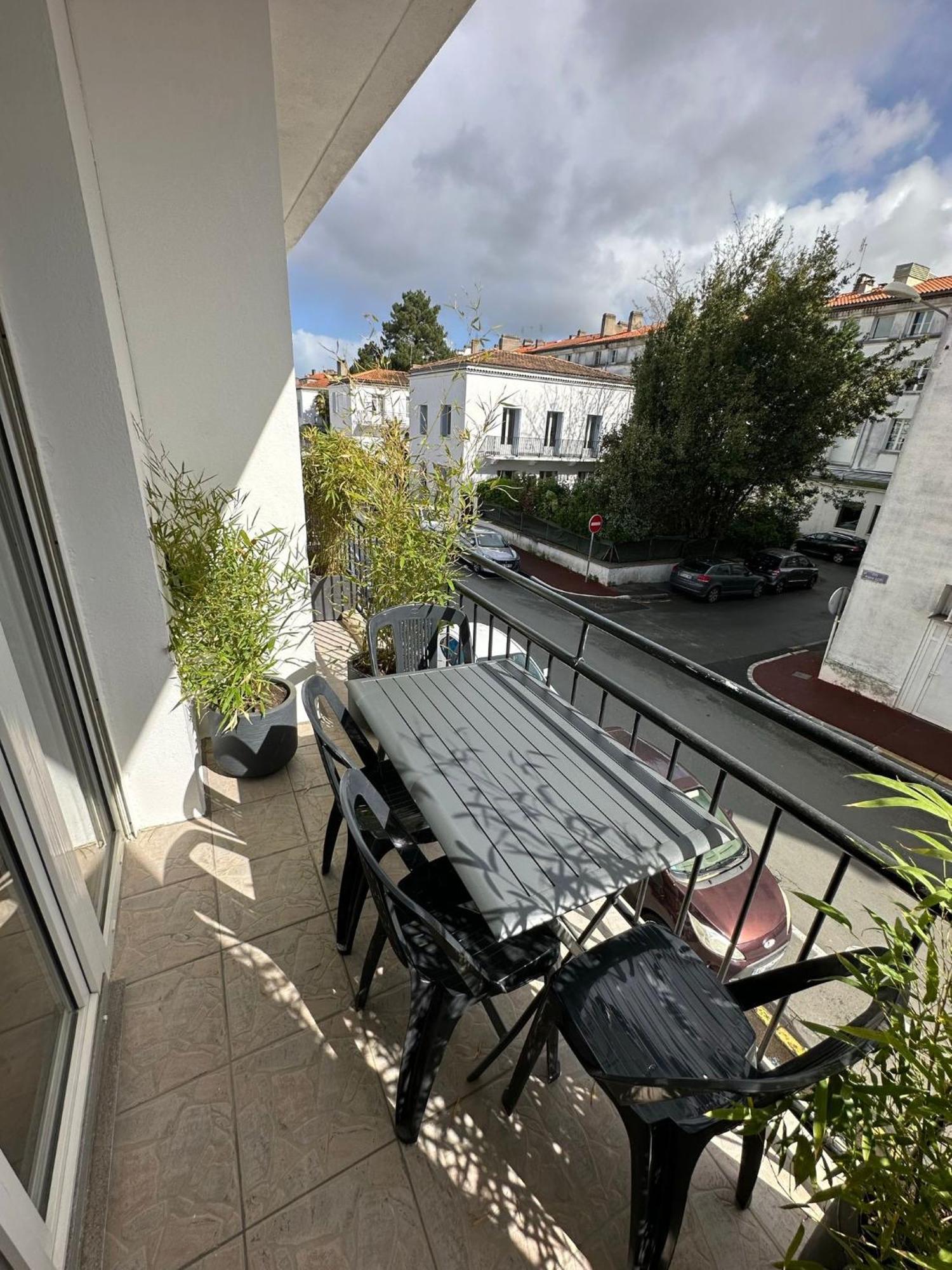 Maison De Ville Plein Centre, 3 Etoiles, A 200M De La Plage, Parking Prive, Wifi رويا المظهر الخارجي الصورة